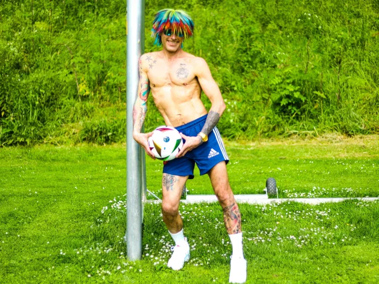 Colorways-Perücken im Tor